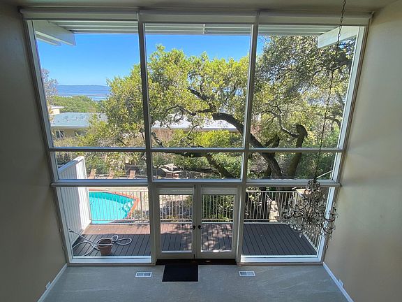2nd image of 3003 Melendy Dr APT 1