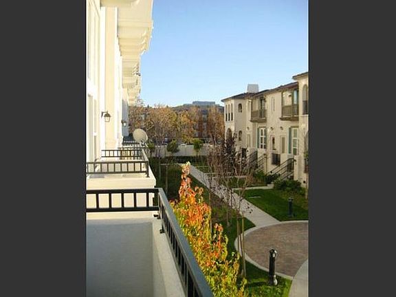 2nd image of 20 Ryland Park Dr APT 202