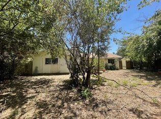 5415 Prince Dr, Lake Dallas, TX 75065