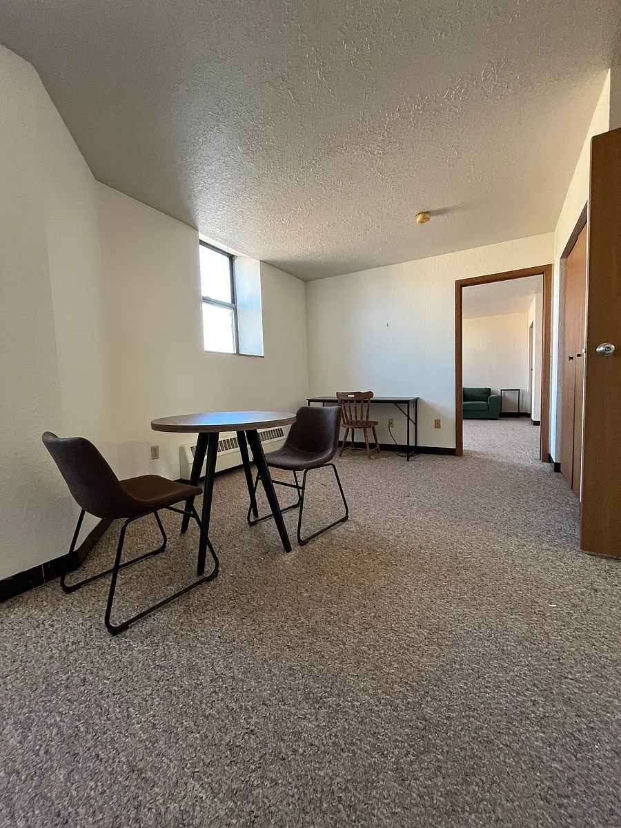 Building Photo - 516 Shelden Ave #309