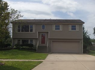 714 Amber Rd, New Lenox, IL 60451