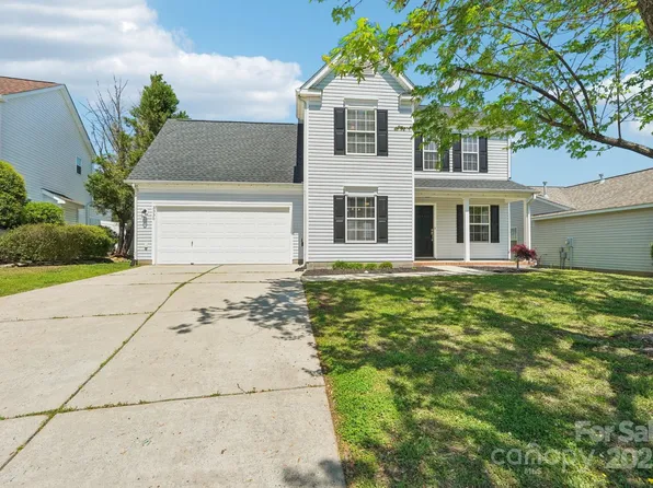3335 Hawick Commons Dr, Concord, NC 28027