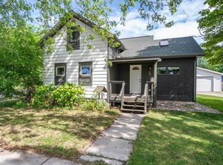 300 1st St, Menasha, WI 54952