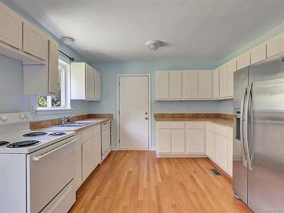 4th image of 10804 London Dr