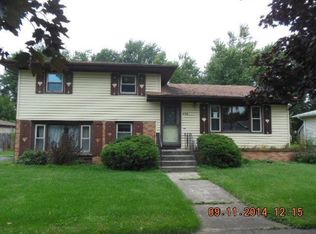 456 Cheyenne Dr, Lowell, IN 46356