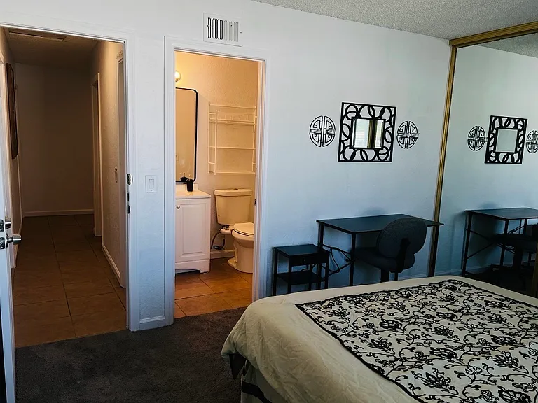 10808 Esmond Ct — Photo 8
