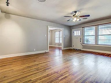 4th image of 1312 W Day St