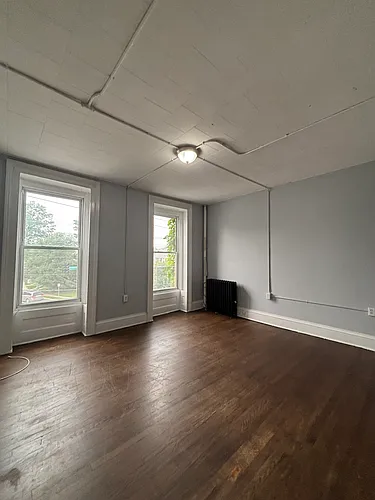 342 W Grand Ave #B Photo 1 342 W Grand Ave #B Photo 1