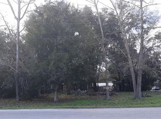 429 NE 4th St, Trenton, FL 32693