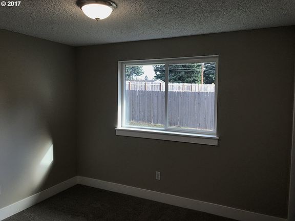 4th image of 7510 NE 121st Ct