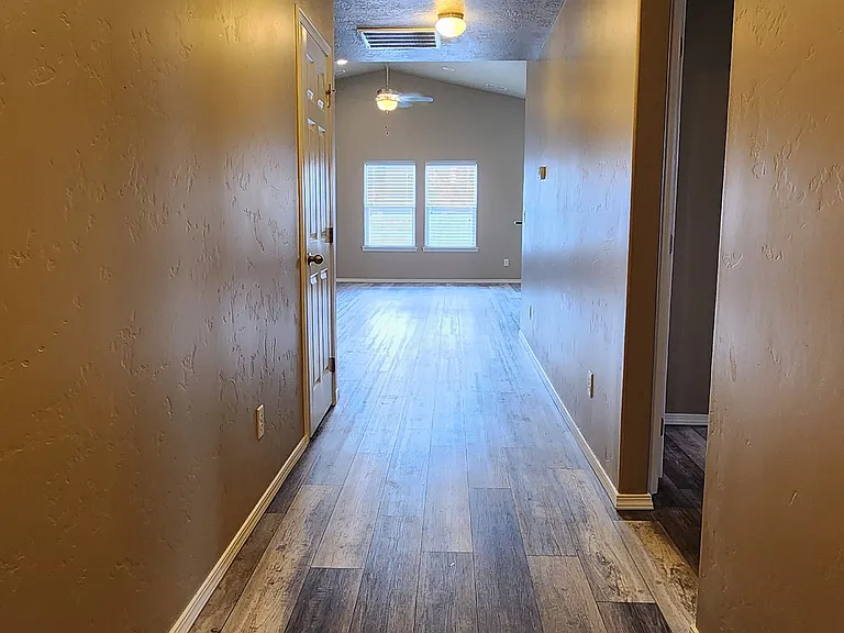 12961 Three Point St — Photo 2