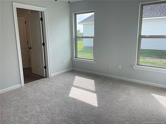 3rd image of 1836 Park Place Dr