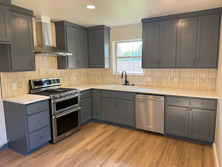 2209 Marshall Dr — Photo 46
