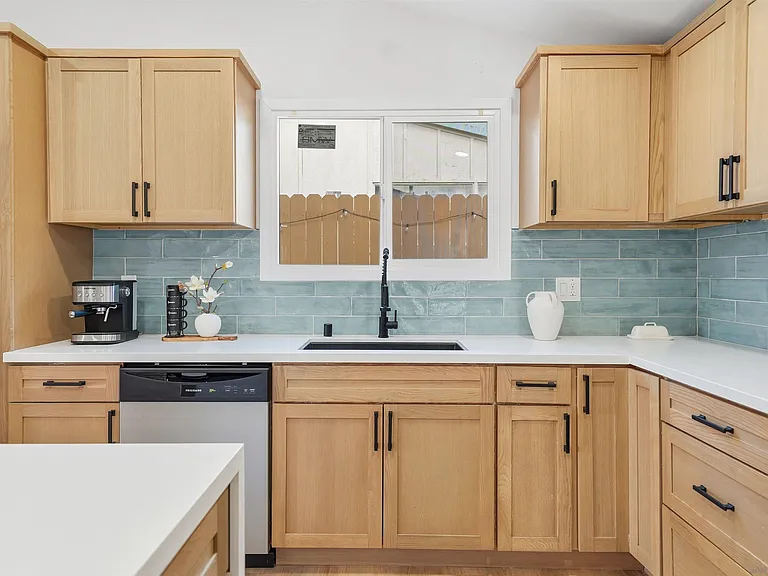 2828 Mission Village Dr — Photo 7