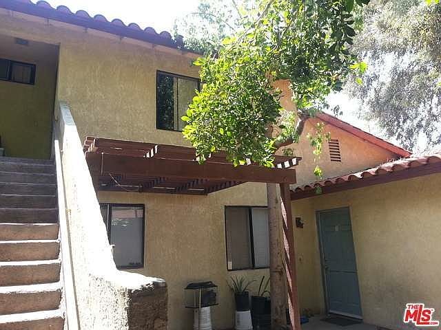 Building Photo 4