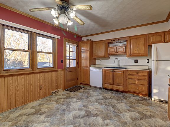 4th image of 3016 Schick Ct