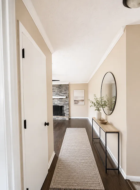 3 bed, 3.0 bath, 2157 sqft, $1,925 — Photo 2