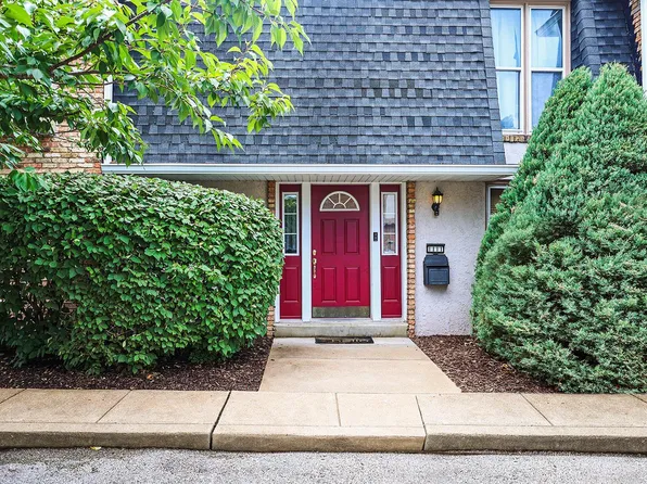 1111 Rue La Ville Walk #1111, Saint Louis, MO 63141