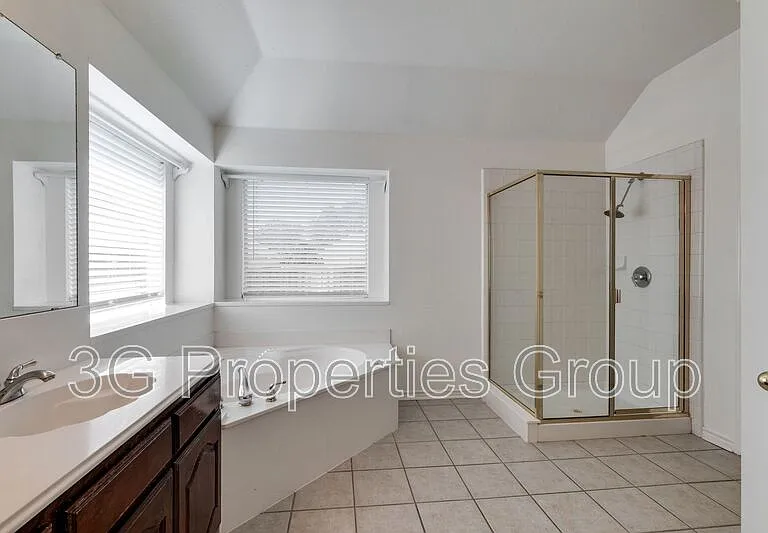 1316 Lochness Dr — Photo 24