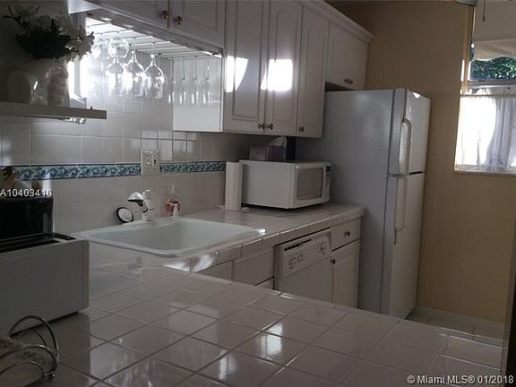 5th image of 7080 Environ Blvd APT 225