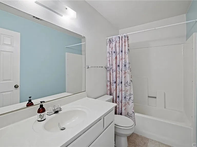 711 Church Pl #2 — Photo 77
