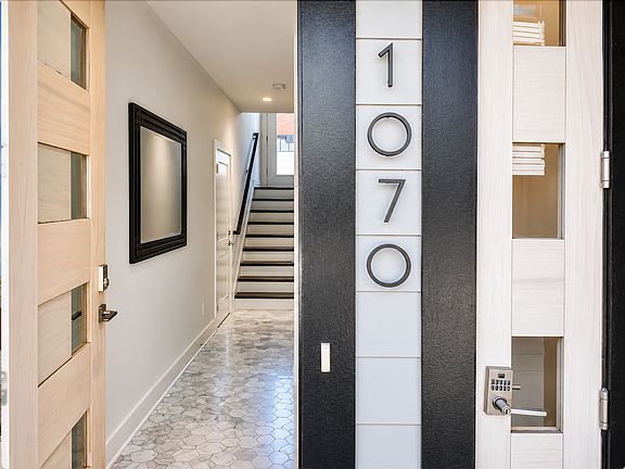 3rd image of 1070 Kenilworth Ave