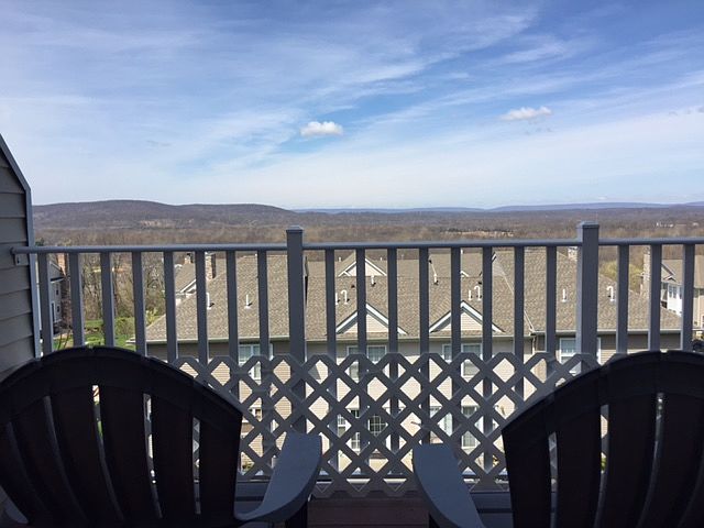 Mountainous views 
