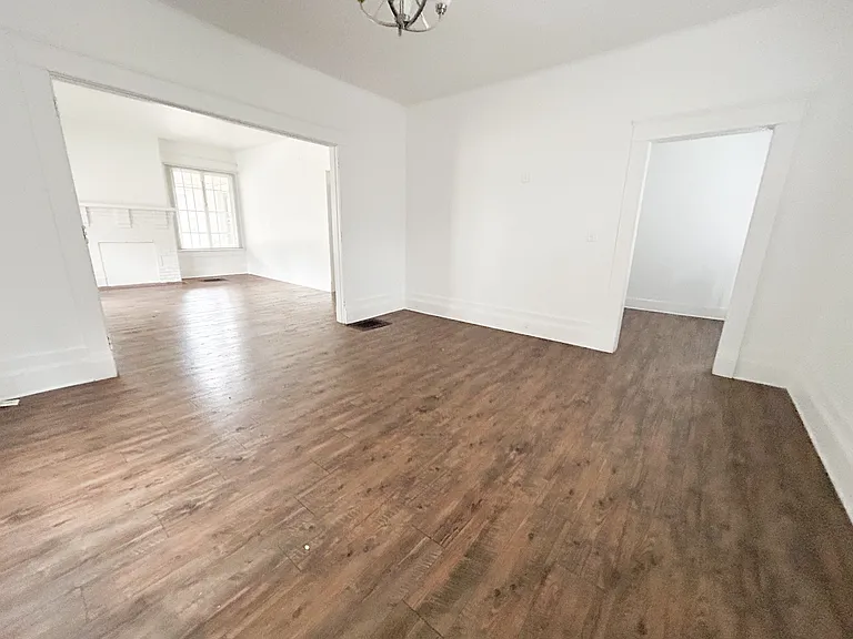 3106 Vanderbilt Pl — Photo 9