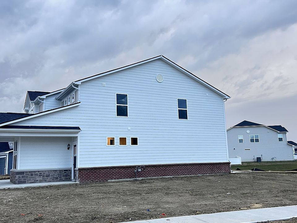 2nd image of 8844 Bayberry Dr