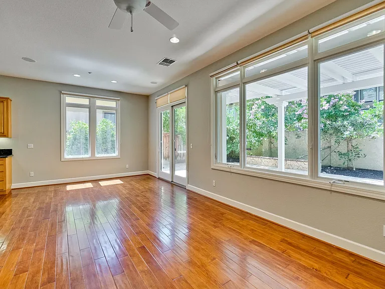 4220 Wilkie Way — Photo 5