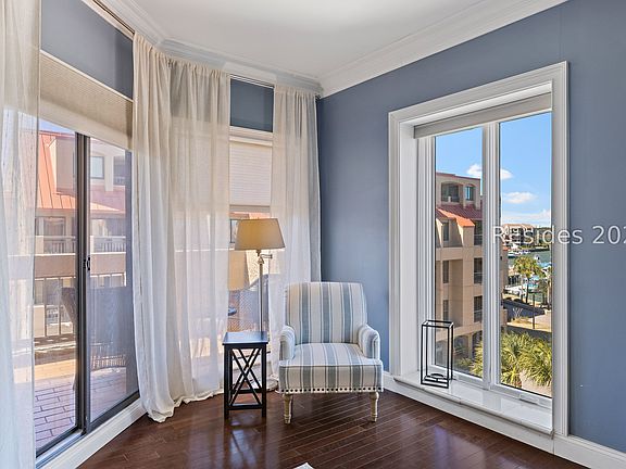 4th image of 13 Harbourside Ln APT 7164
