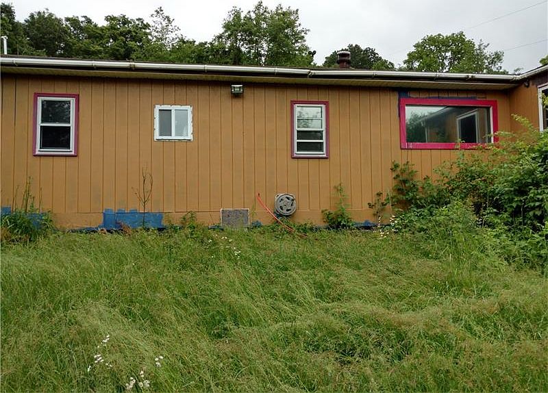 2nd image of 414 Shipe Run Rd
