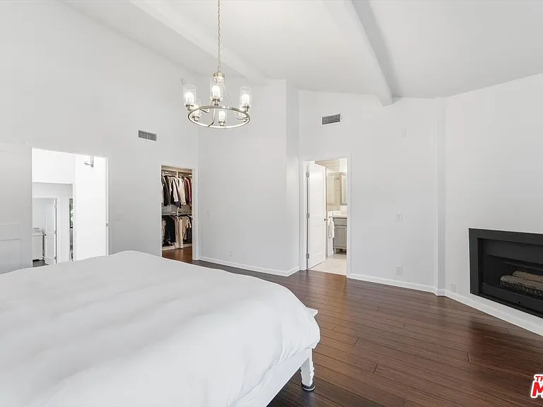 1544 Michael Ln — Photo 28