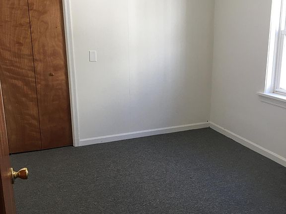 3rd image of 1194 E Lovejoy St APT 2
