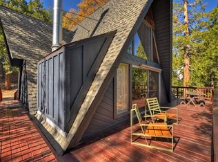 585 Pioneer Rd, Lake Arrowhead, CA 92352