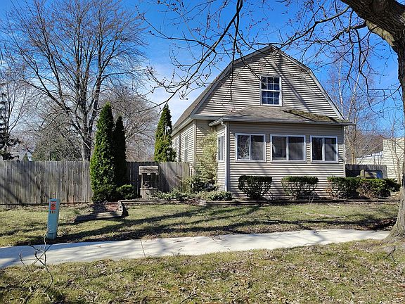 2nd image of 509 S Elm St