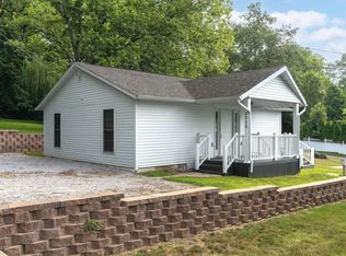 2215 S Runway Ct, Monticello, IN 47960