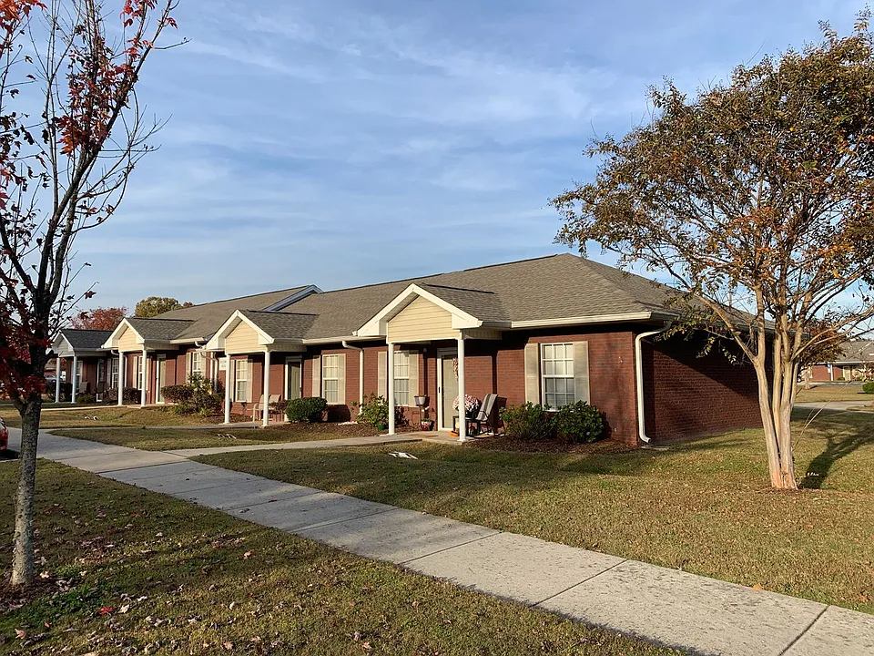 17960 Arrowhead Cir