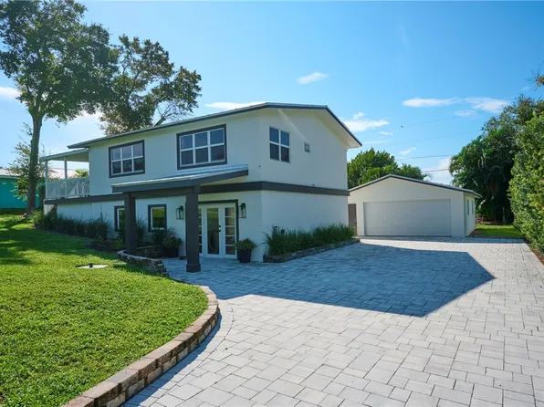 8045 142nd St, Sebastian, FL 32958