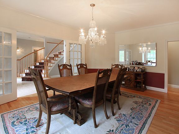 3rd image of 6961 Saint Andrews Cir