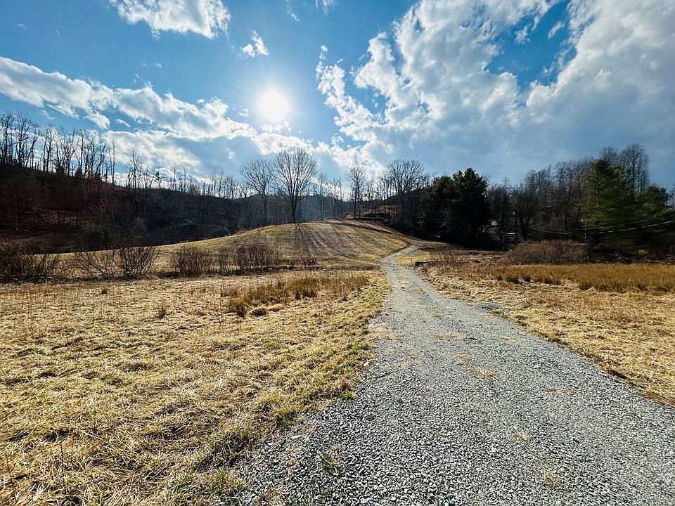 1st image of 6174 Carsonville Rd