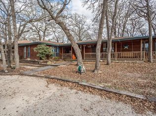 266 Mundine Rd, Elgin, TX 78621