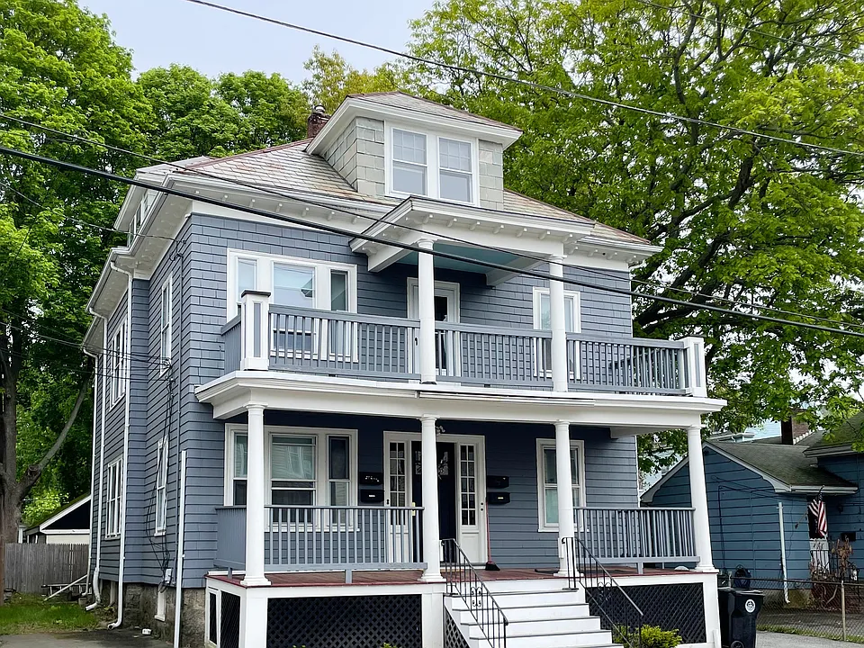 5 Wisteria St #2-L