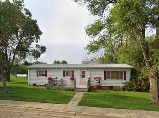 103 3rd Ave E, Flasher, ND 58535