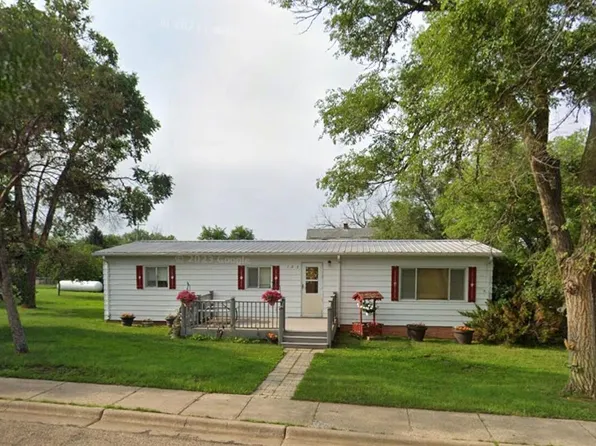 103 3rd Ave E, Flasher, ND 58535