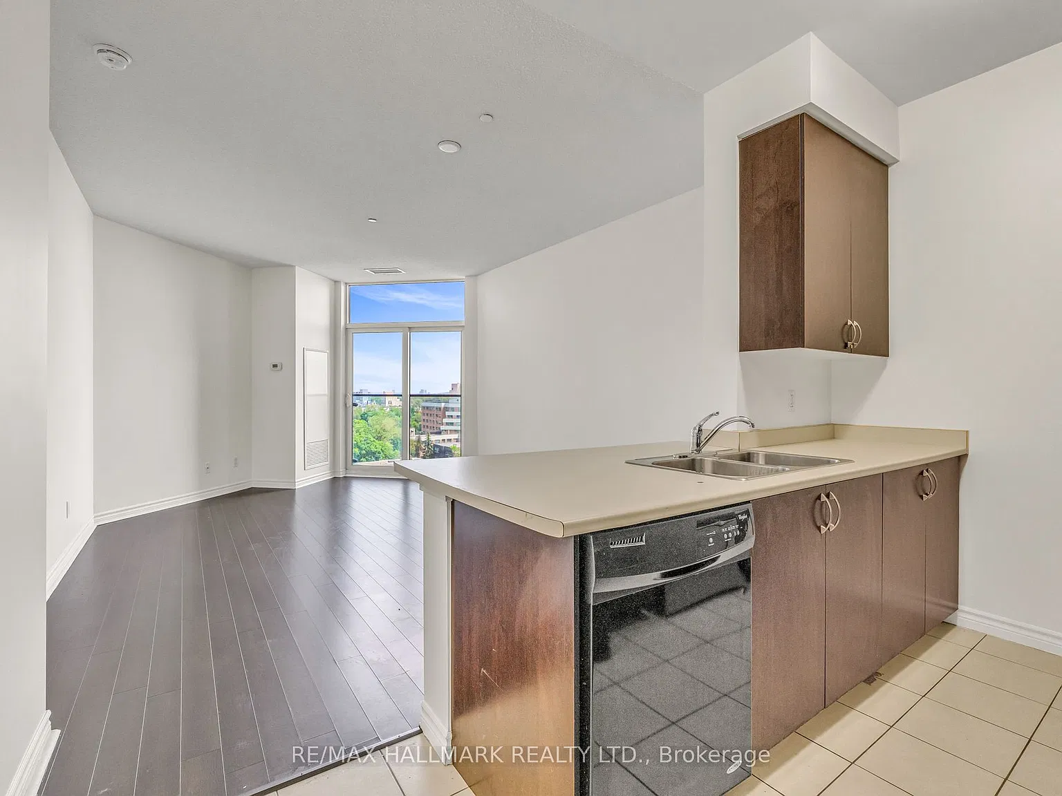 1 bed, $1,950 — Photo 3