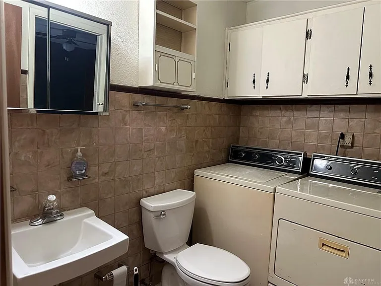 2824 Pinegrove Dr — Photo 7