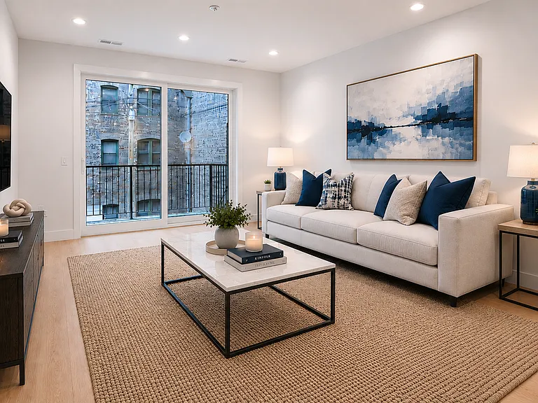 904 W Dakin LLC — Photo 32