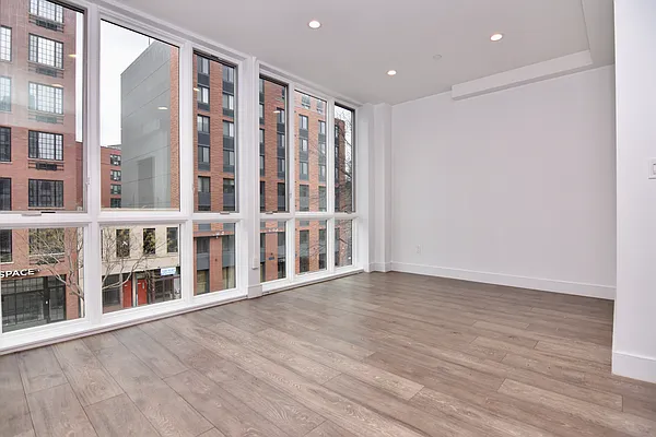 Rented by Bohemia Realty Group | media 2