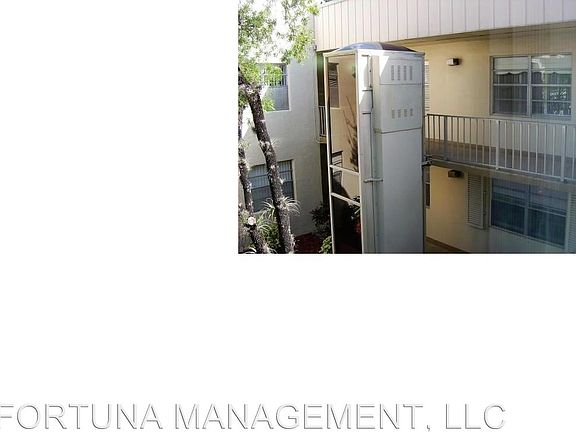 4th image of 564 Saxony Dr #L